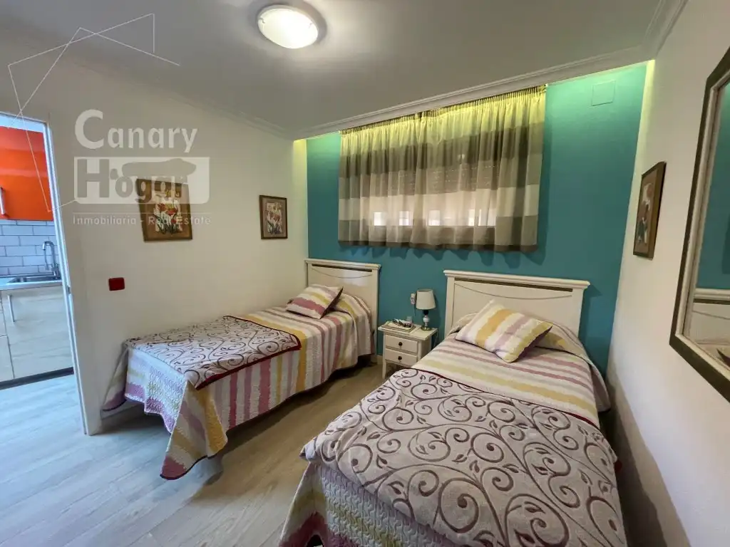 Habitación de Apartamento en venta en Granadilla de Abona con Calefacción, Jardín privado y Amueblado