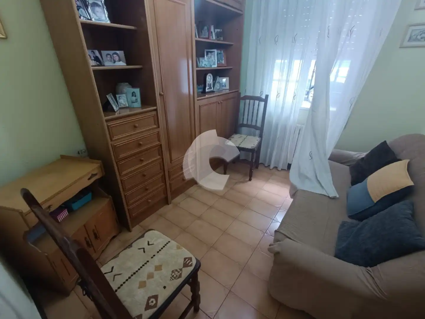 Habitación de Casa adosada en venta en Ourense Capital  con Calefacción, Jardín privado y Trastero