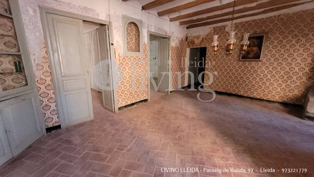 Casa-chalet en Venta en Carrer Majoŕ en Sarroca de Lleida