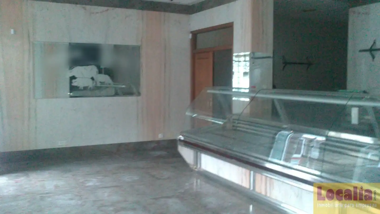 Local commercial à vendre à Riotuerto, imagen 4