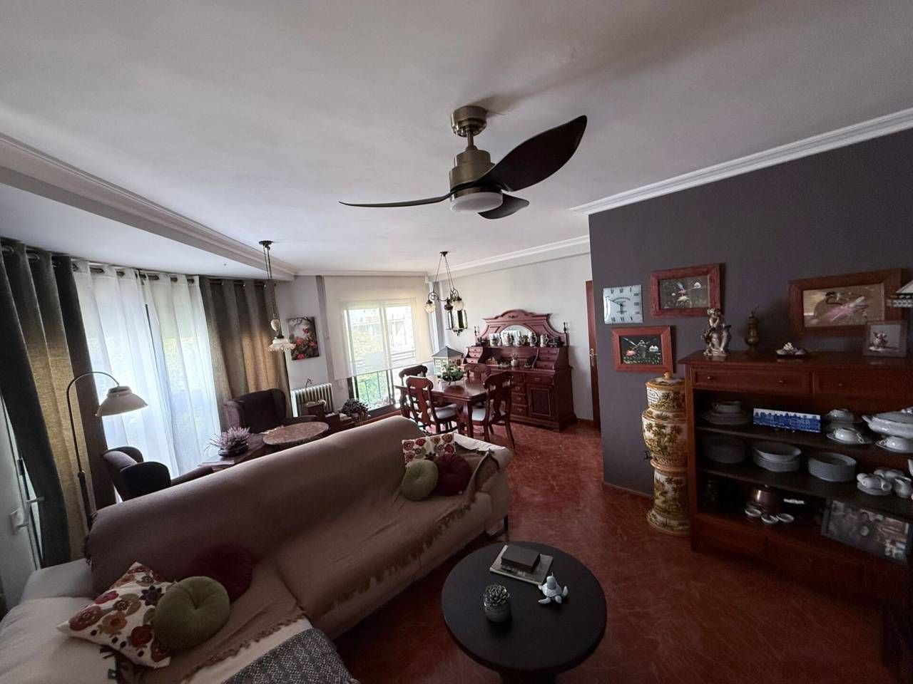 Sala de estar de Piso en venta en Alcoy / Alcoi con Aire acondicionado, Trastero y Amueblado