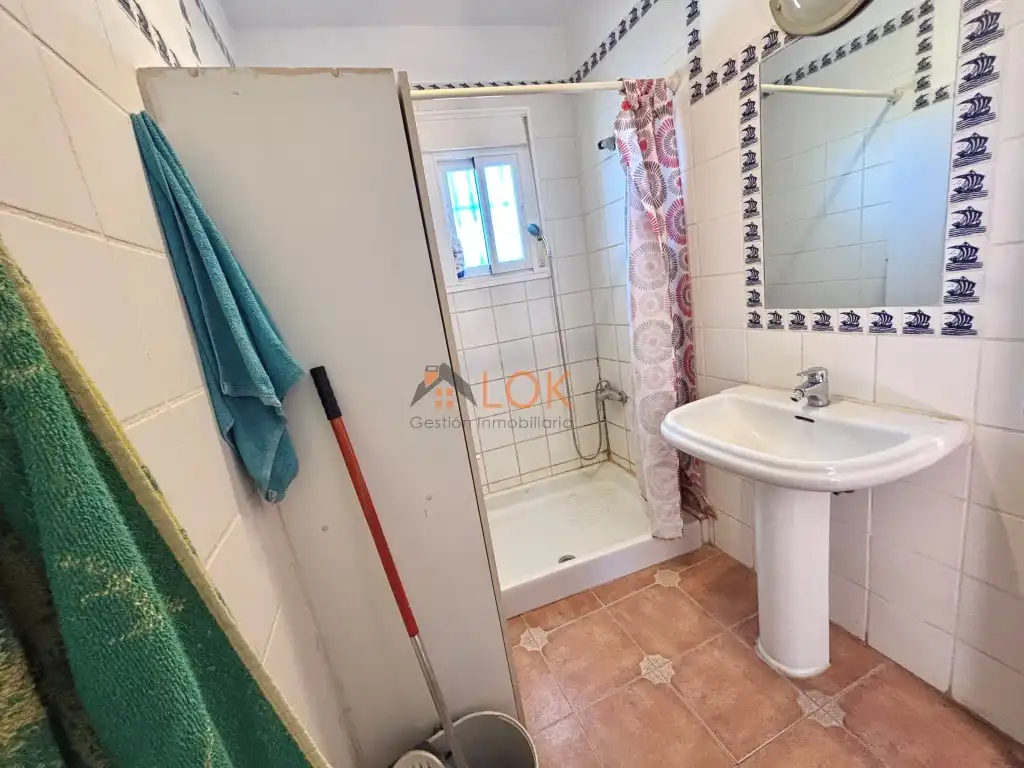 Bathroom of Houses for sale in El Borge  with Terrace and Swimming Pool