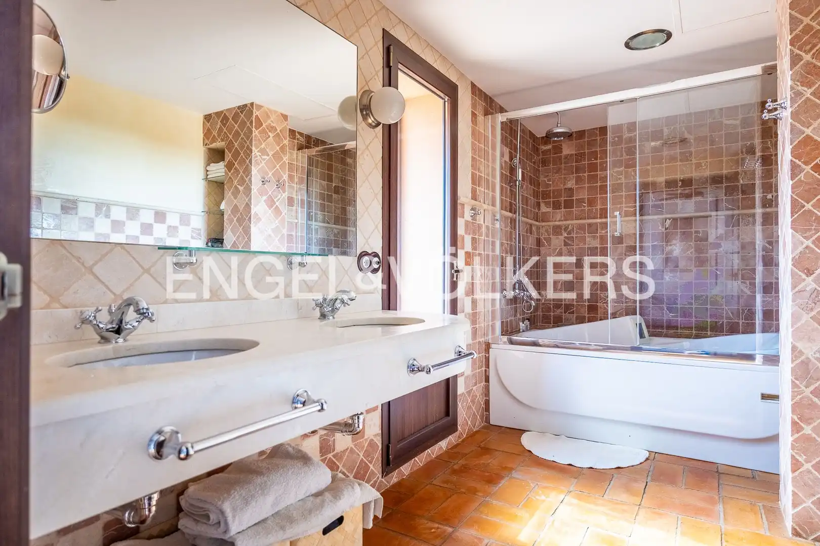 Casa amb terrassa en venda a Valencina de la Concepción, imagen 41