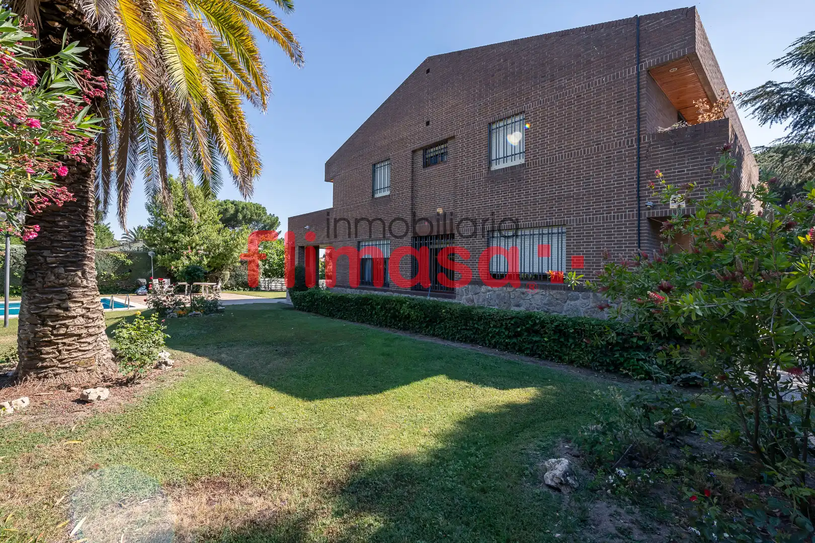Exterior view of Houses for sale in Villaviciosa de Odón  with Heating, Private garden and Terrace