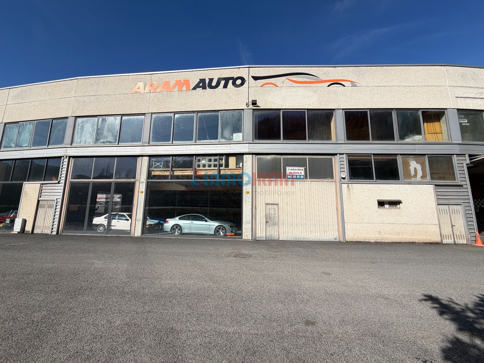 Nau industrial de lloguer a Poligono Isuses, Arama