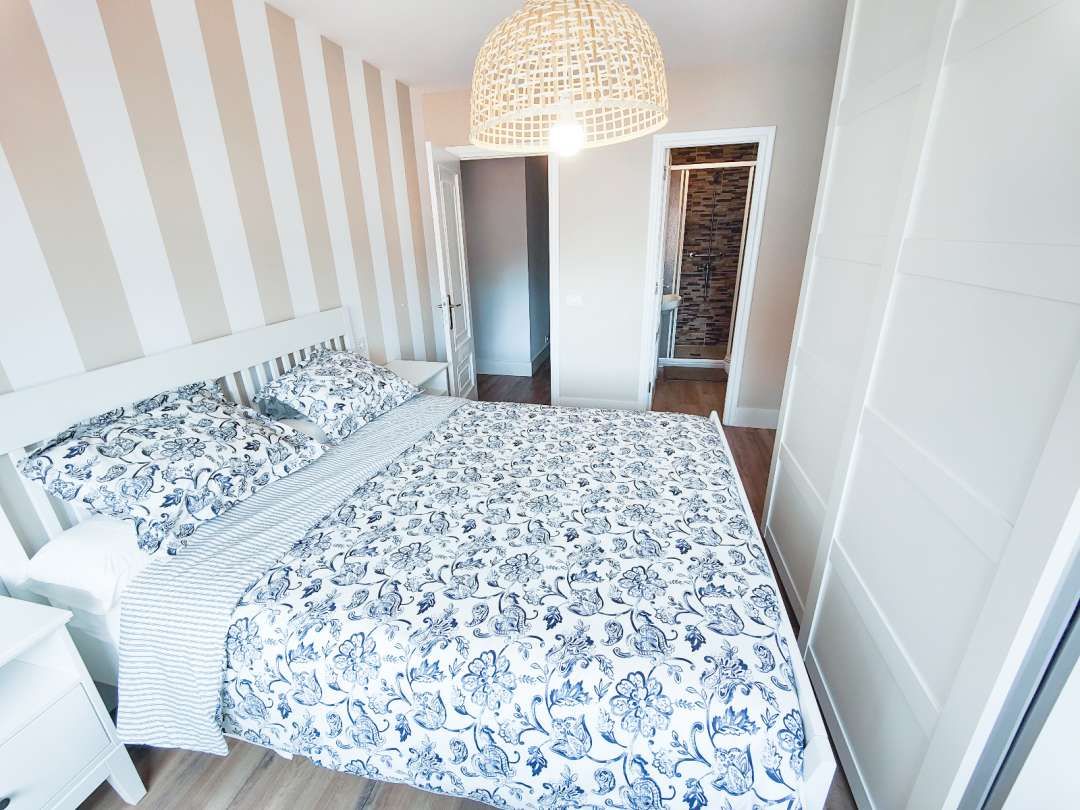 Bedroom of Flat to rent in Rianxo  with Balcony
