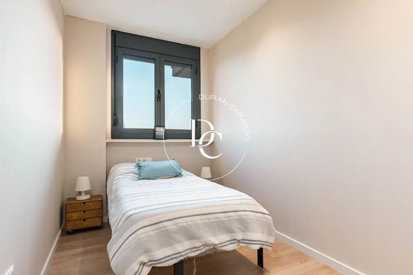 Penthouse with balcony for sale in Carrer de Manuel Llopis de Casades, imagen 36