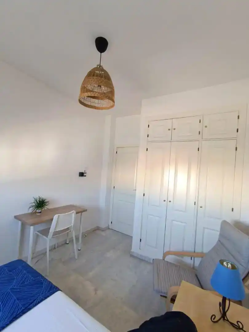 Habitación en Calle Camarón de la Isla, 18, Benacazón