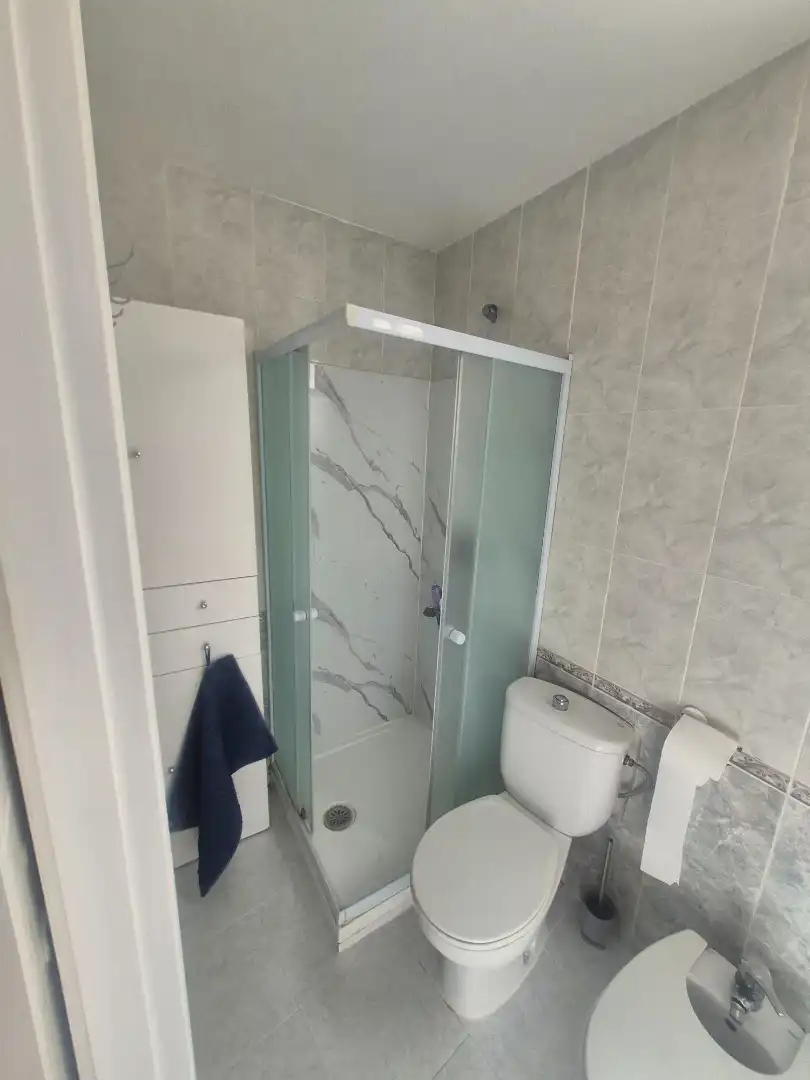 Bathroom of Flat for sale in Alfara del Patriarca  with Air Conditioner, Heating and Storage room