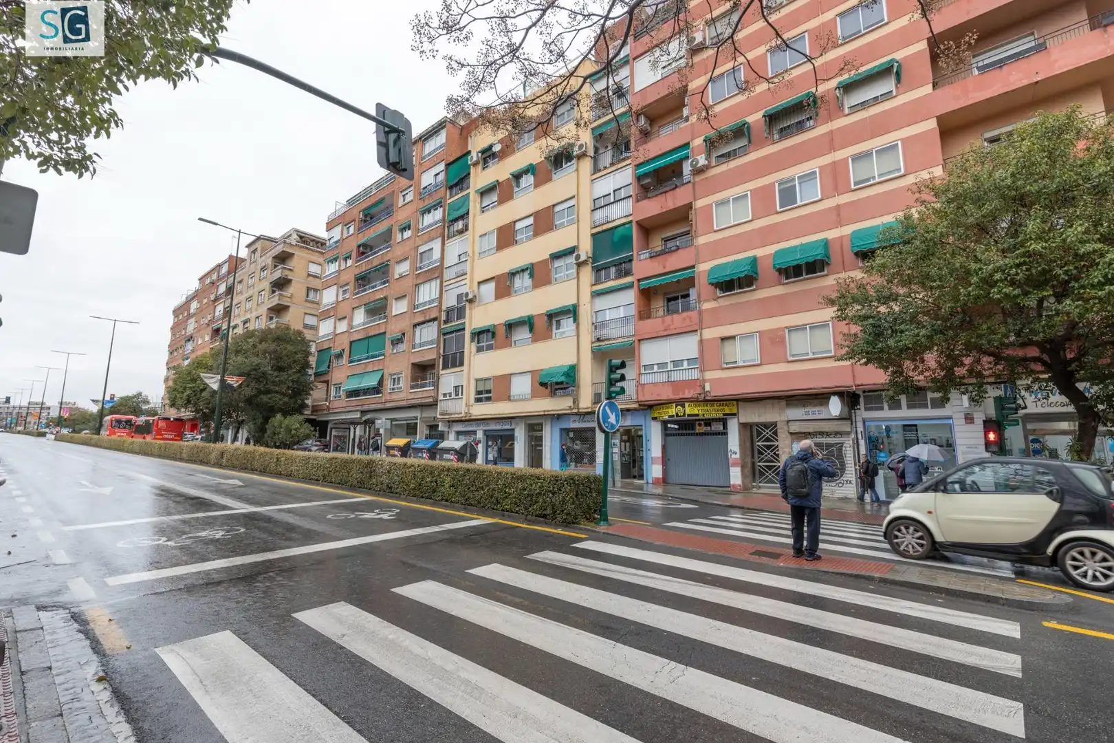 Vista exterior de Piso en venta en  Granada Capital
