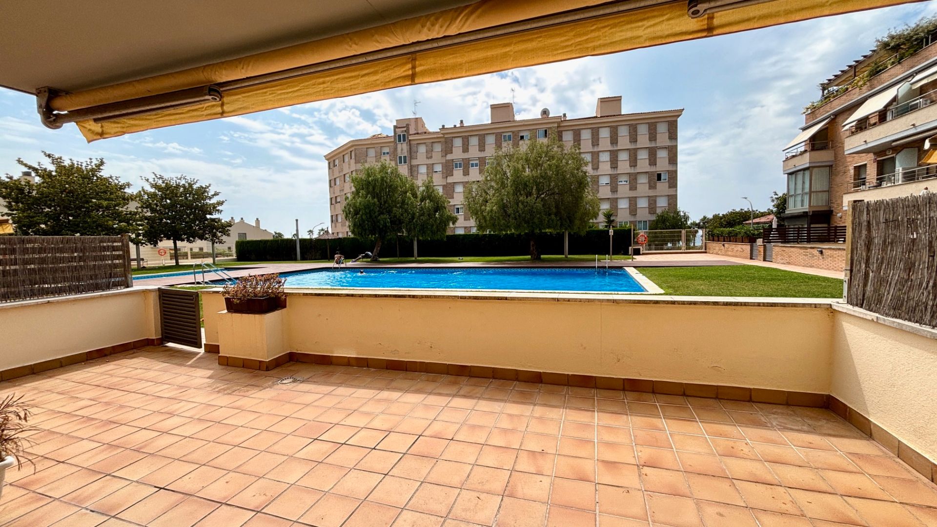 Swimming pool of Flat to rent in Sant Andreu de Llavaneres  with Heating, Terrace and Storage room