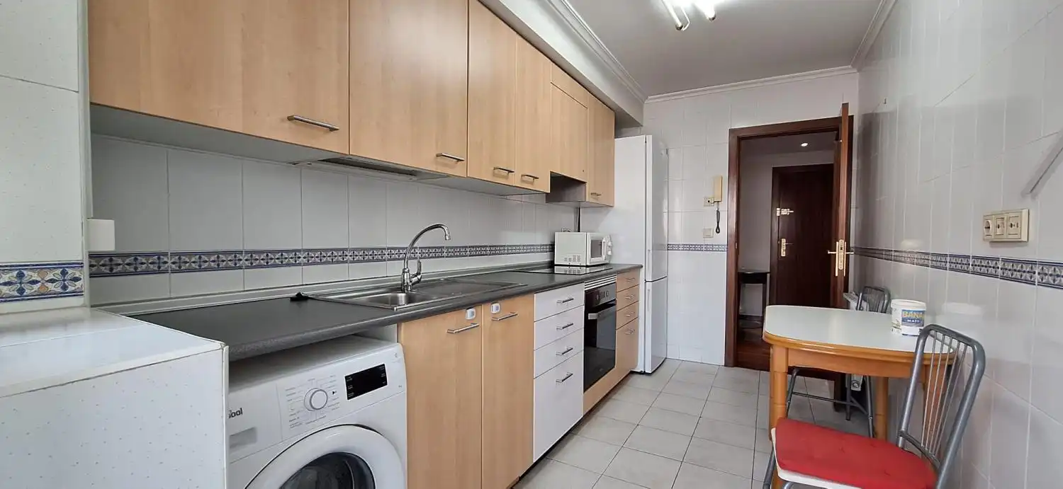 Cocina de Piso en venta en Barakaldo  con Calefacción y Trastero