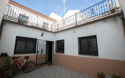 Exterior view of House or chalet for sale in  Córdoba Capital  with Air Conditioner, Heating and Terrace