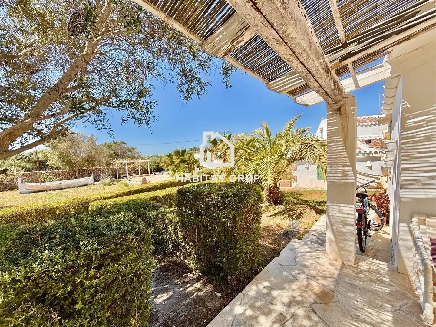 Außenansicht von Haus oder Chalet zum Verkauf in Sant Lluís mit Klimaanlage, Heizung und Privatgarten