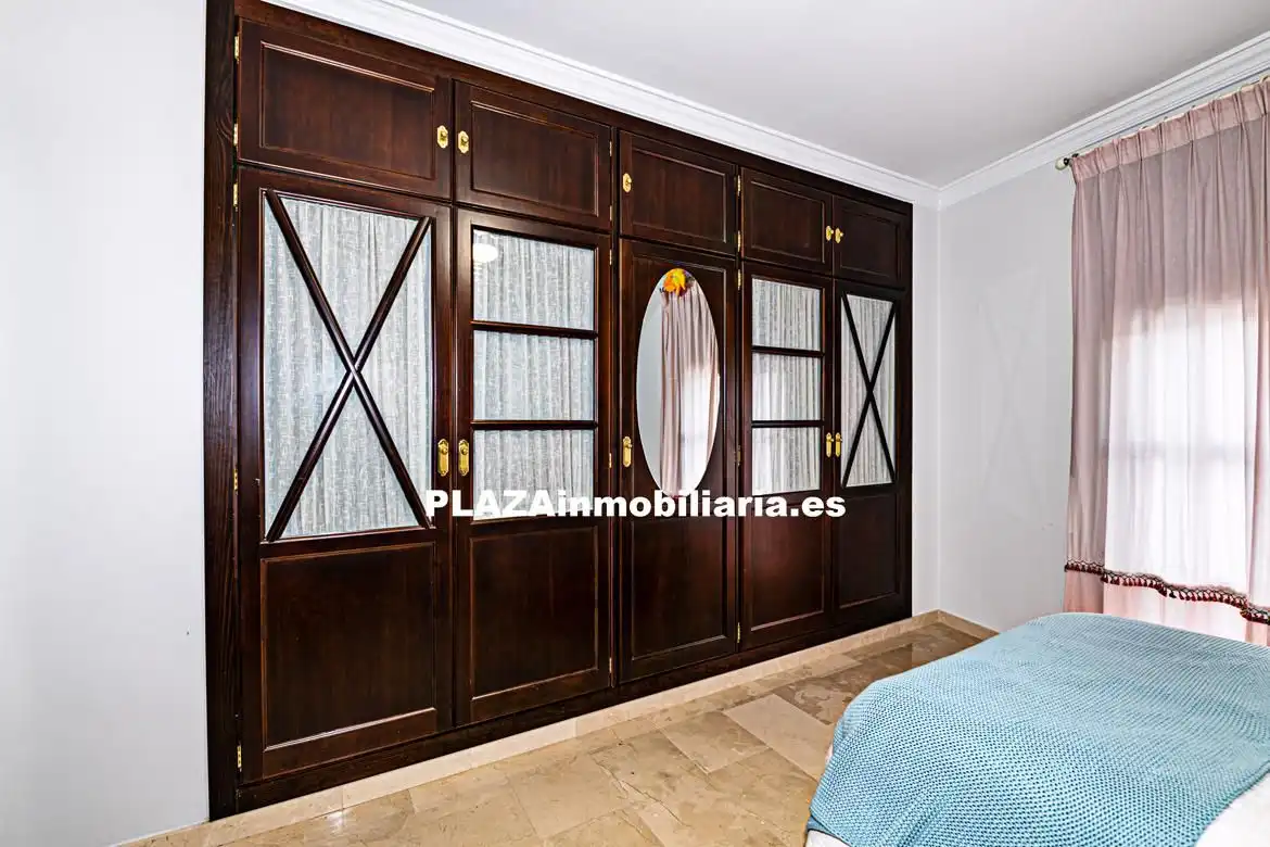 Habitación de Casa o chalet en venta en Lucena con Aire acondicionado, Trastero y Piscina