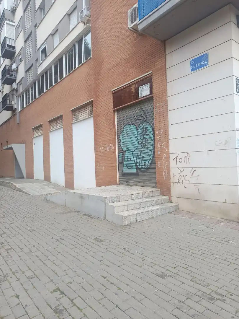 Business premises for sale in La Hispanidad - Verdeluz, imagen 12