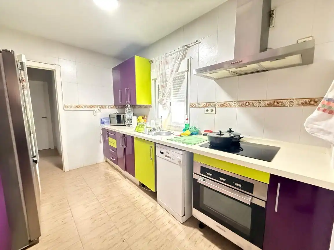 Küche von Wohnung zum Verkauf in Huelva mit Heizung