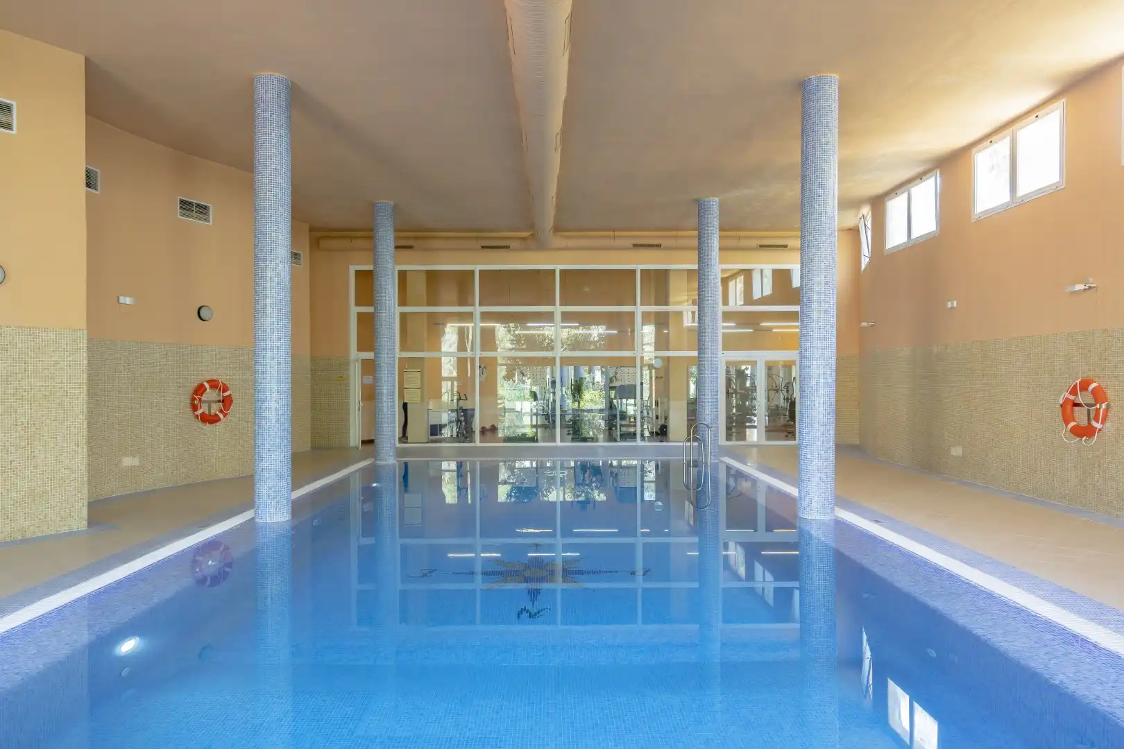 Apartament amb piscina en venda a Nueva Andalucía, imagen 43