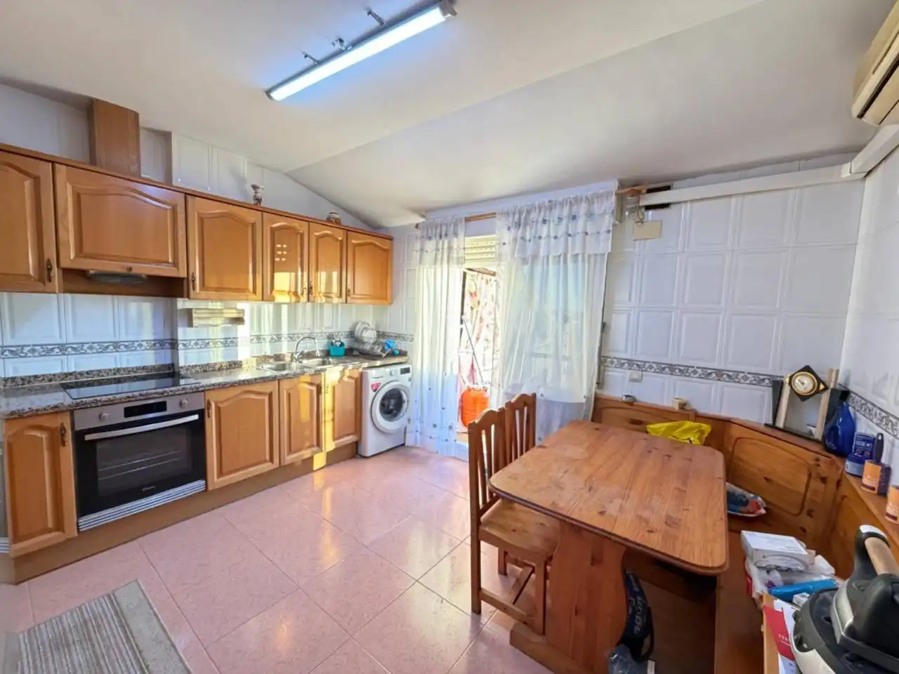Kitchen of Duplexes for sale in Castellón de la Plana / Castelló de la Plana  with Air Conditioner, Terrace and Storage room