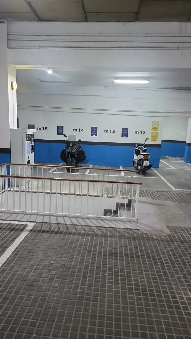 Einzelparkplatz zur Miete in Calle de Fernández de los Ríos 78, imagen 4