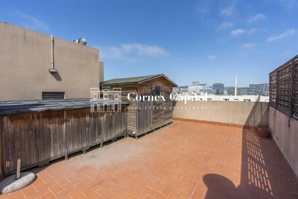 Terrassa de Dúplex en venda en Barcelona amb Aire condicionat, Calefacció i Jardí privat