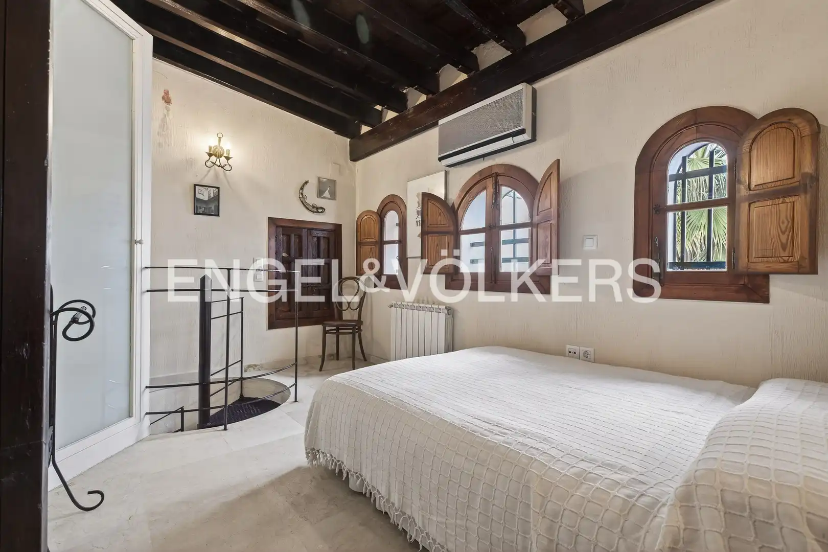 Habitación de Casa o chalet en venta en Casco Antiguo