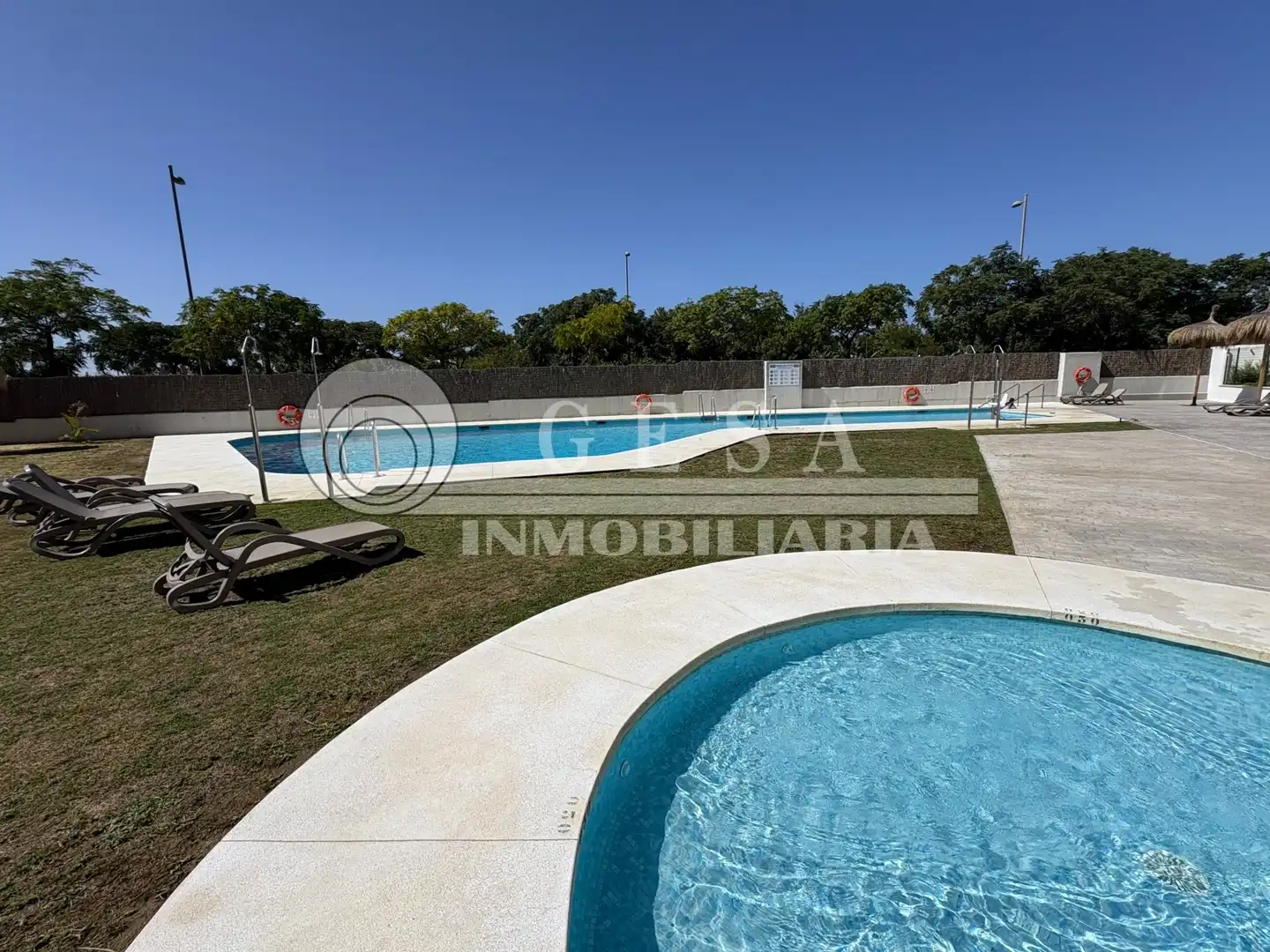 Piscina de Piso en venta en Vélez-Málaga con Aire acondicionado, Calefacción y Terraza