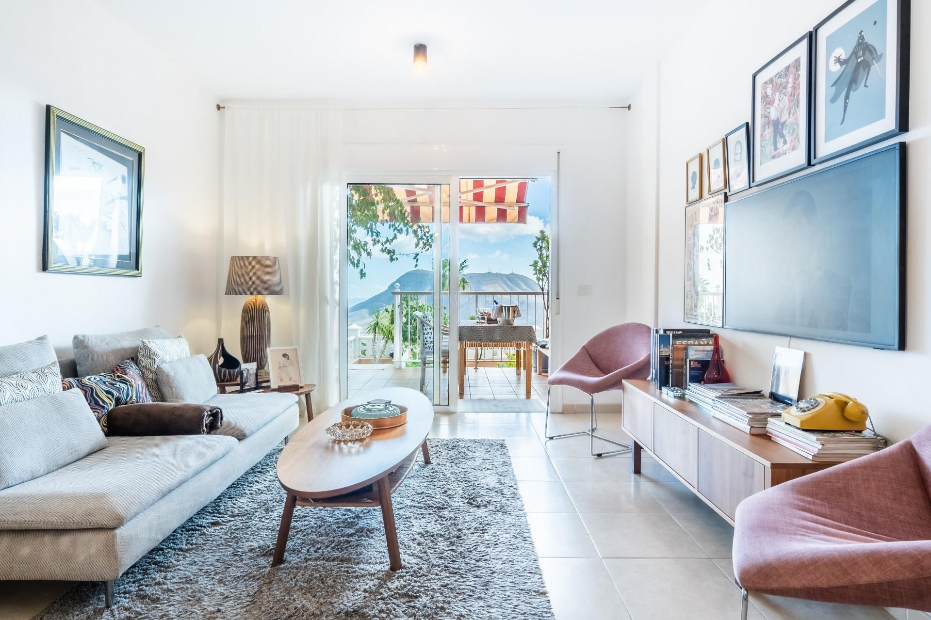 Sala d'estar de Apartament en venda en Arona amb Aire condicionat, Jardí privat i Terrassa