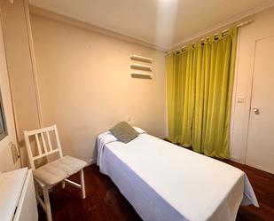 Bedroom of Flat to share in Vigo   with Furnished