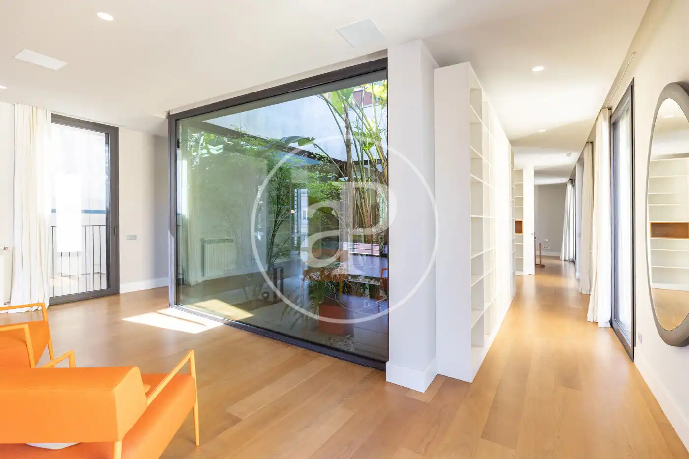 Piso de alquiler en Barcelona con Aire acondicionado, Calefacción y Jardín privado