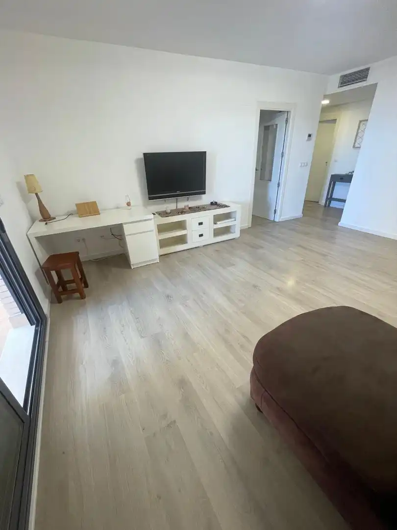 Flat for sale in PAU 5