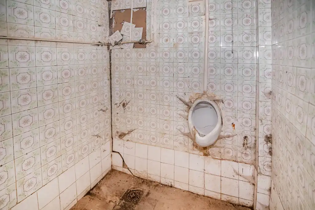Badezimmer von Geschaftsraum zum Verkauf in Cartagena