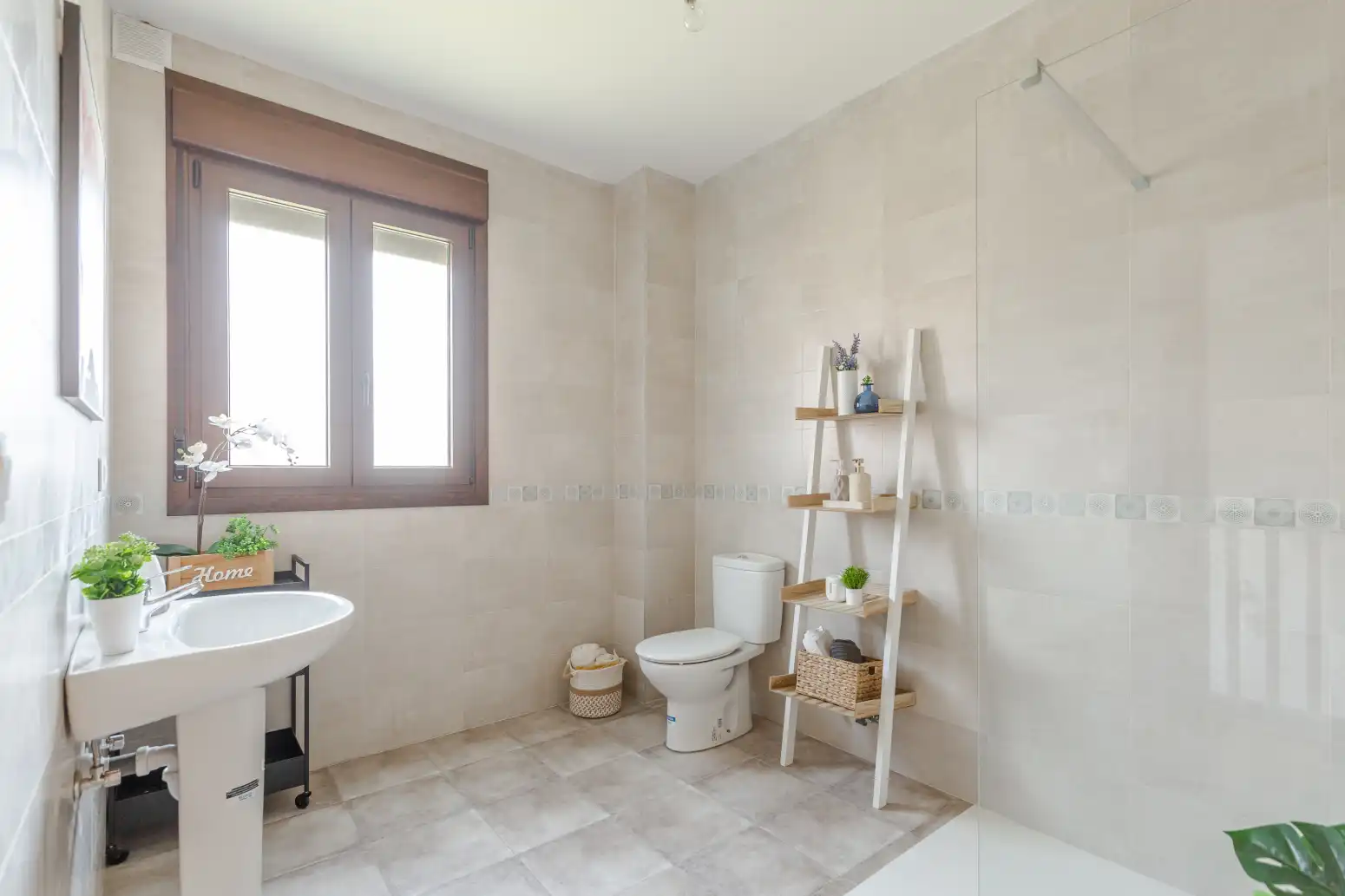 Bany de Casa o xalet en venda en Baztan amb Calefacció, Jardí privat i Parquet
