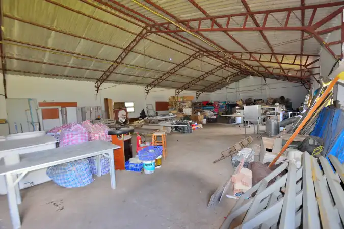 Casa rústica amb jardí en venda a Cuevas del Becerro, imagen 3