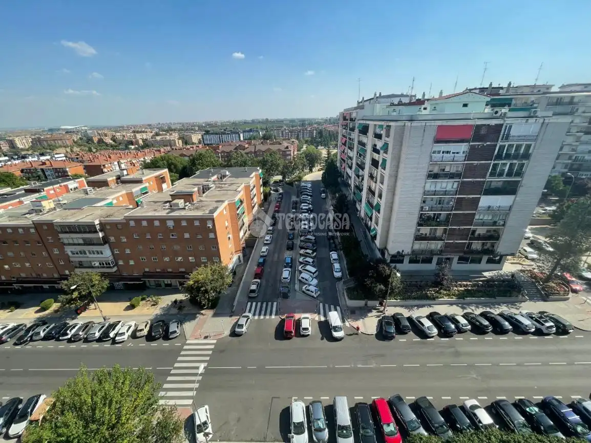 Parking de Piso en venta en Madrid con Aire acondicionado y Terraza