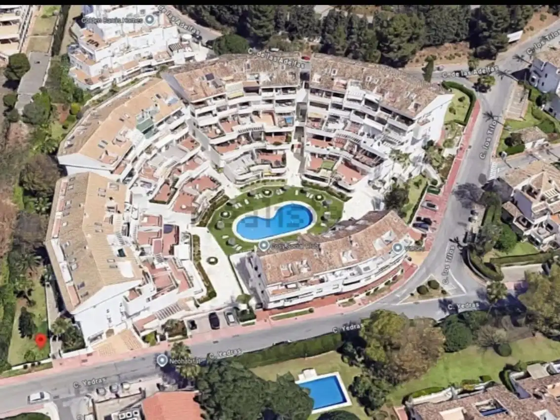 Vista exterior de Garatge en venda en Marbella