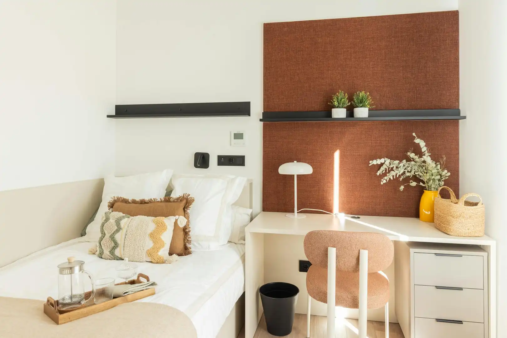 Schlafzimmer von Gebäude zur Miete in Madrid