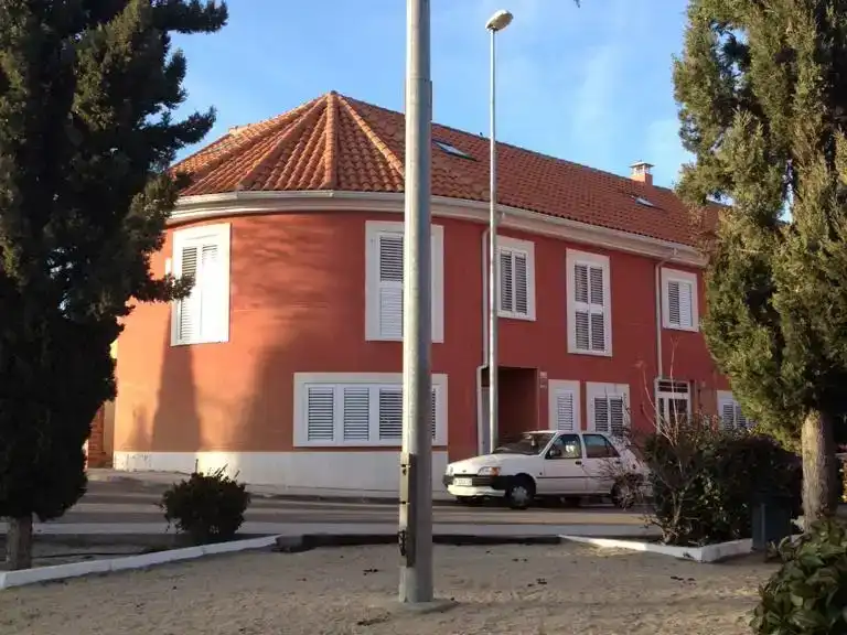 Vista exterior de Casa o chalet en venta en Torrijos con Balcón