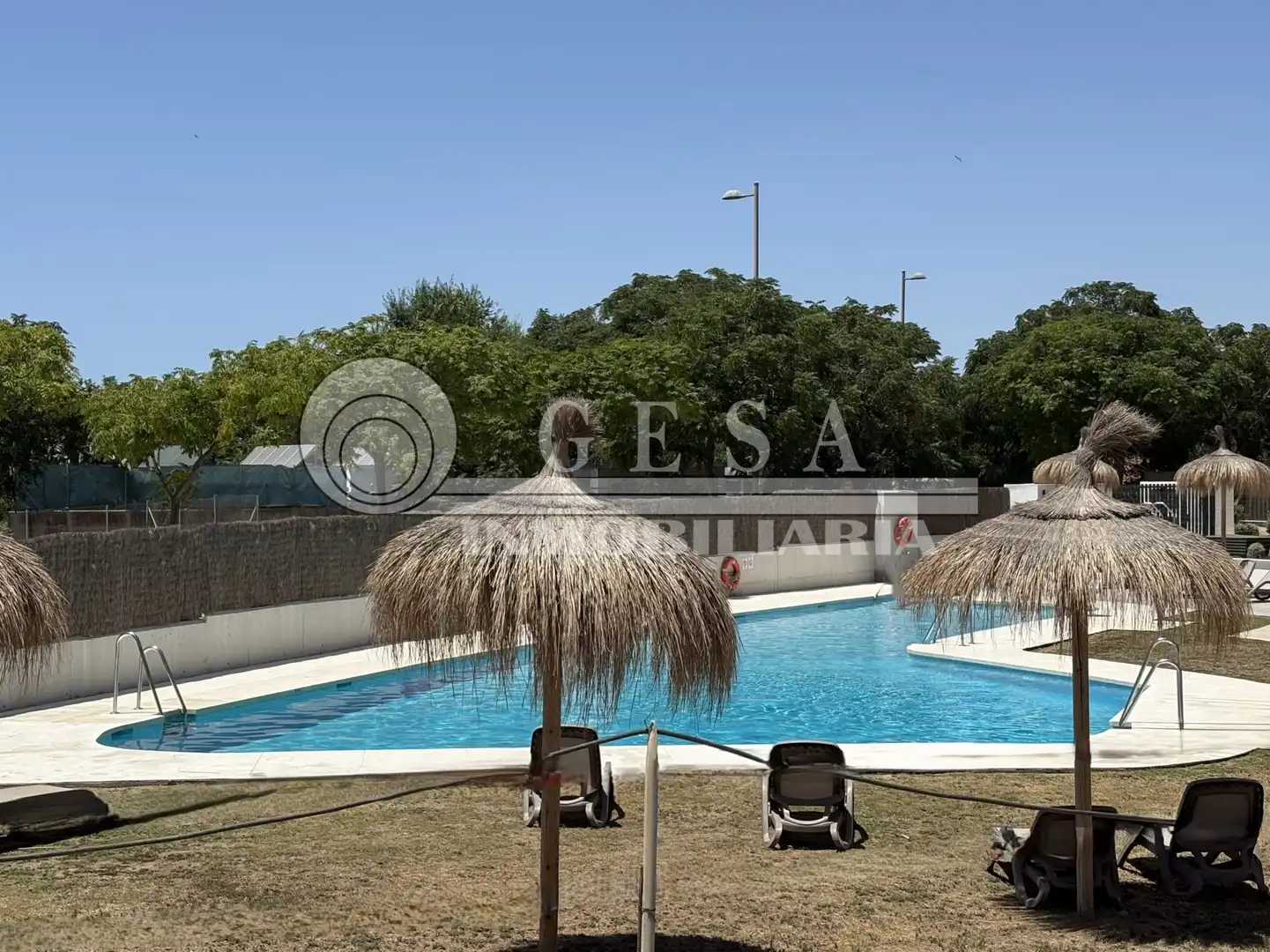 Piscina de Pis en venda en Vélez-Málaga amb Aire condicionat, Calefacció i Terrassa