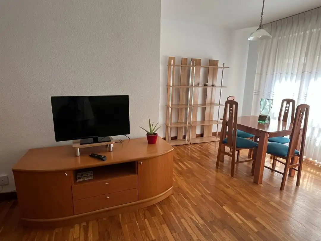 Sala de estar de Piso de alquiler en  Pamplona / Iruña con Calefacción, Terraza y Balcón