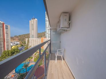 Flat with balcony for sale in Av. de Montecarlo