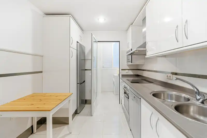 Apartament amb piscina en venda a Milla de Oro, imagen 5