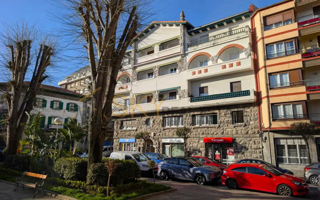 Exterior view of Flat for sale in Castro-Urdiales