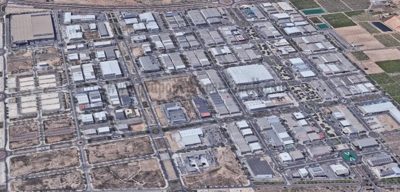 Industrial building to rent in Torrellano