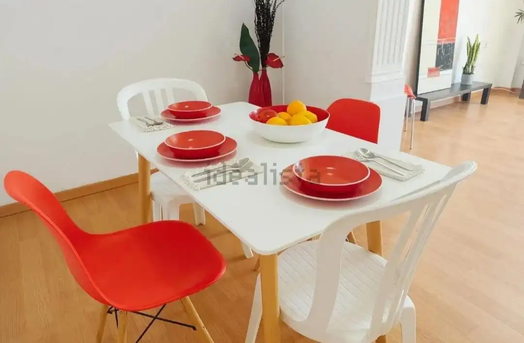 Esszimmer von Dachboden zum Verkauf in Almería mit Klimaanlage und Terrasse