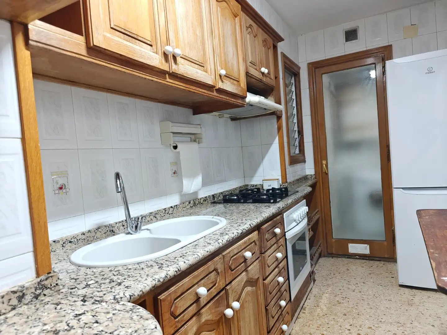 Cocina de Piso en venta en Sant Boi de Llobregat con Calefacción, Amueblado y Horno