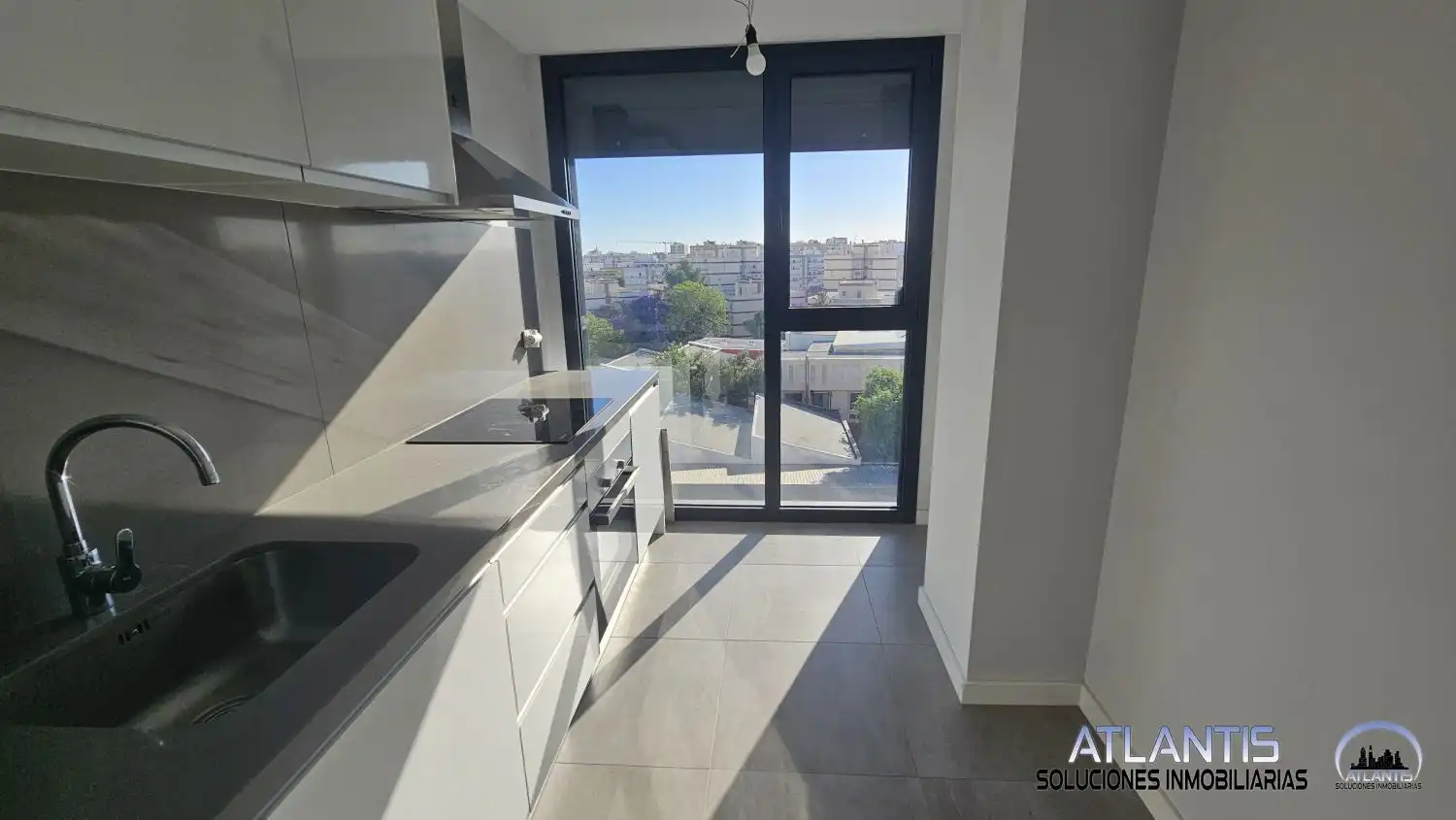Balcony of Flat for sale in Sevilla  with Air Conditioner, Heating and Community pool
