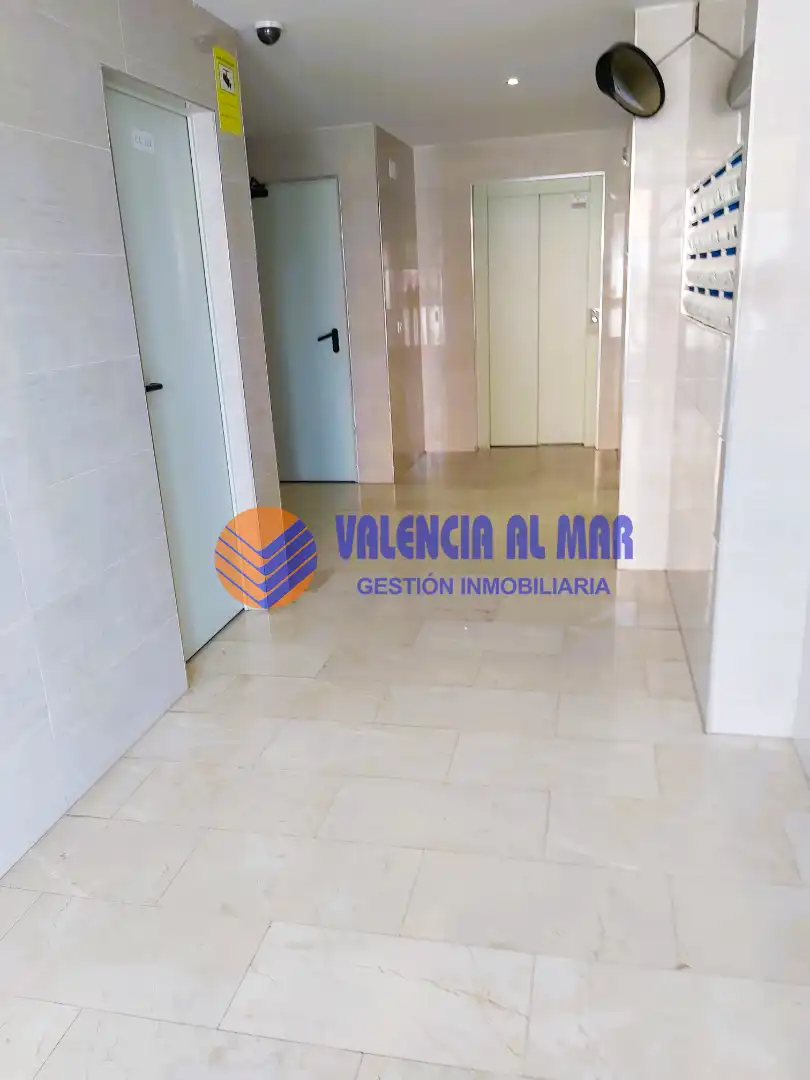 Dachboden zum Verkauf in Valencia mit Klimaanlage, Heizung und Parkett