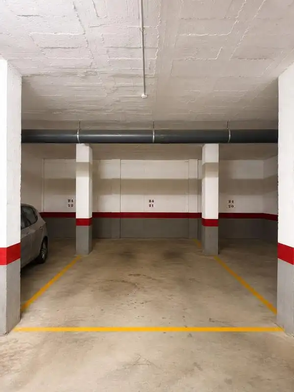 Parking of Flat for sale in Benalmádena  with Air Conditioner, Heating and Terrace