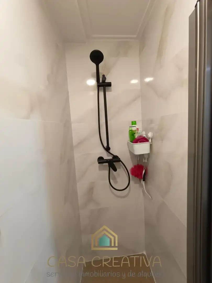 Bathroom of Flat for sale in Alzira  with Air Conditioner, Heating and Furnished